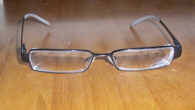 Brille_Thor_Erik_M_Hansen_Eigenes_Werk_Gemeinfrei_25042016.jpg Brille