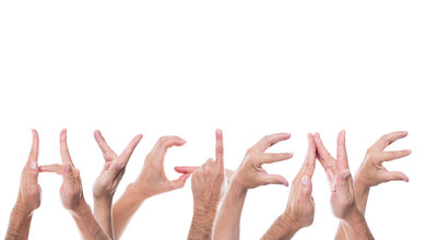 Hygiene in der Radiologie Darstellung des Wortes „Hygiene“ mittels Handzeichen