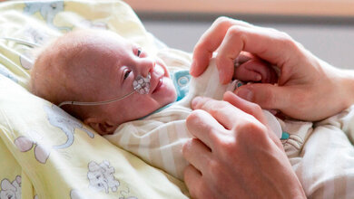 EFCNI_Kampagne_SSfkH_kl__c__Foto_Video_Sessner_GmbH.jpg Frühgeborene