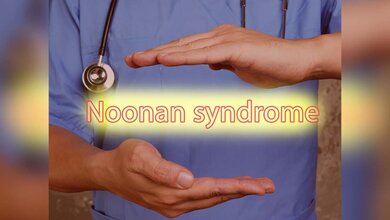 Noonan_Symdrom.jpg Die krankheitsspezifischen Symptome können geradezu gegensätzlich sein.