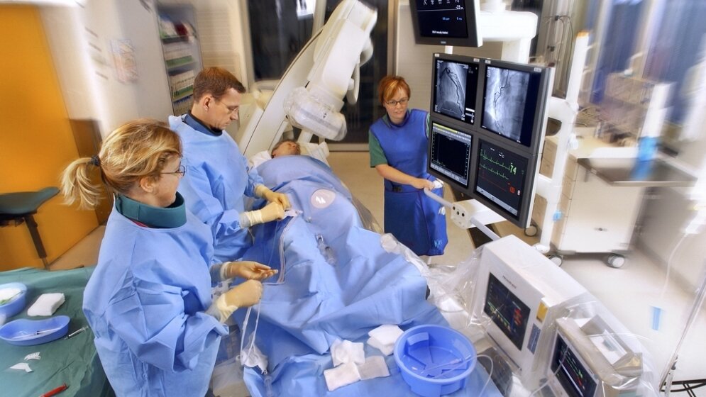 Katheterlabor_Bildnachweis_BVMed_Radi_Medical_Systems_GmbH_29032016.jpg Katheterlabor