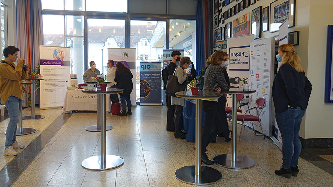  Industrieausstellung bei den 8. Mikrobiologietagen