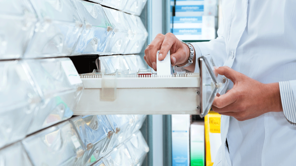 Therapeutika gegen COVID-19