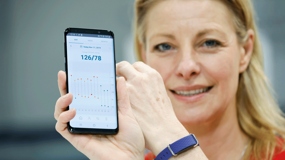Medica 2019 7_Wearable_MEDICA19_JV6178-_3_.gif