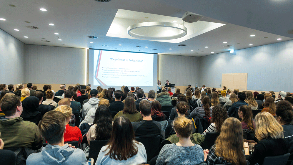 RuhrkongressRadiologie2019 2-Kongress_RKR2019-4871.gif