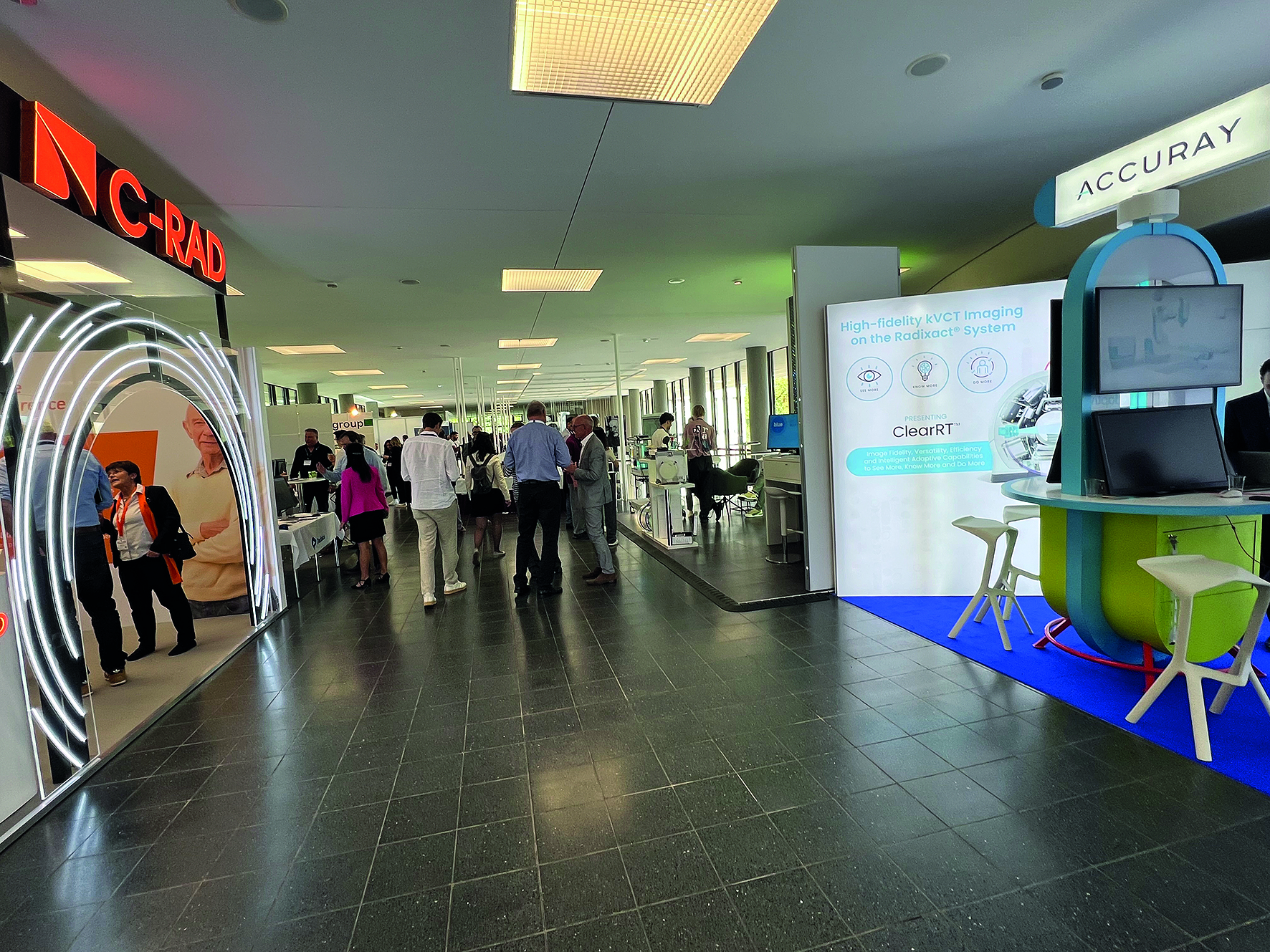 Blick in die Industrieausstellung