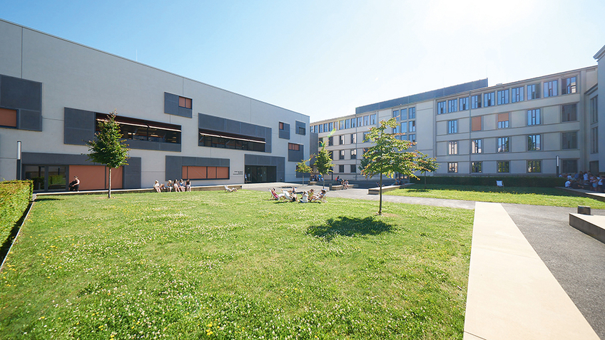 Staatliche Studienakademie Dresden